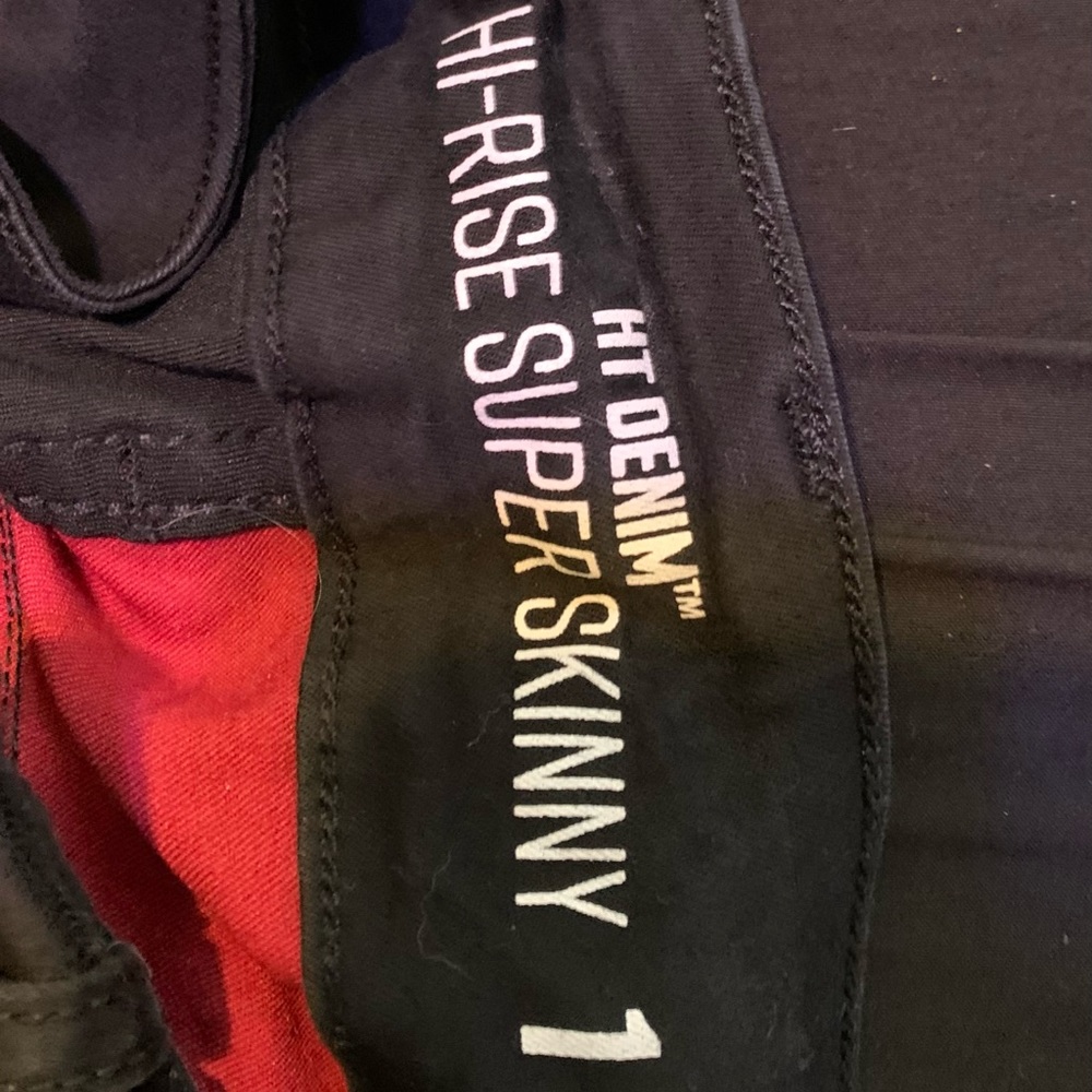 split pants